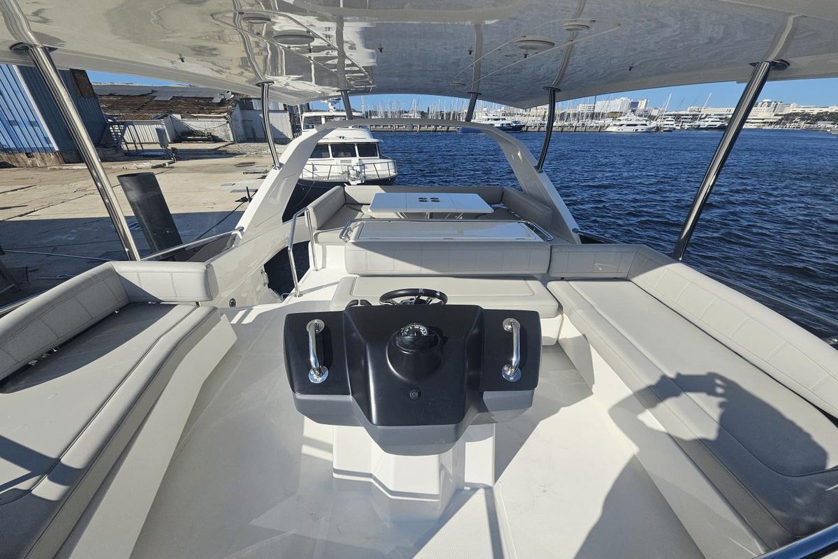 2023 Aquila 44 