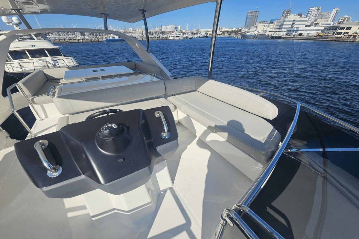 2023 Aquila 44 