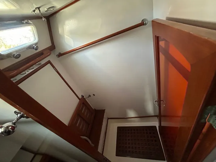 Renegade Yacht Photos Pics 