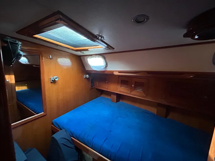 Renegade Yacht Photos Pics 