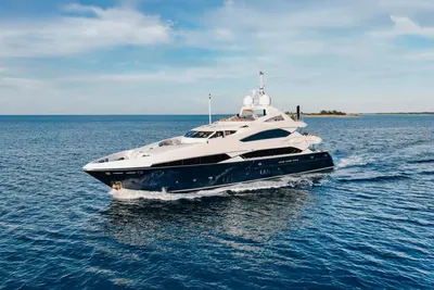 2009 Sunseeker 37 Metre Yacht