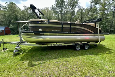 Harris FloteBote 230 Super Sunliner LX