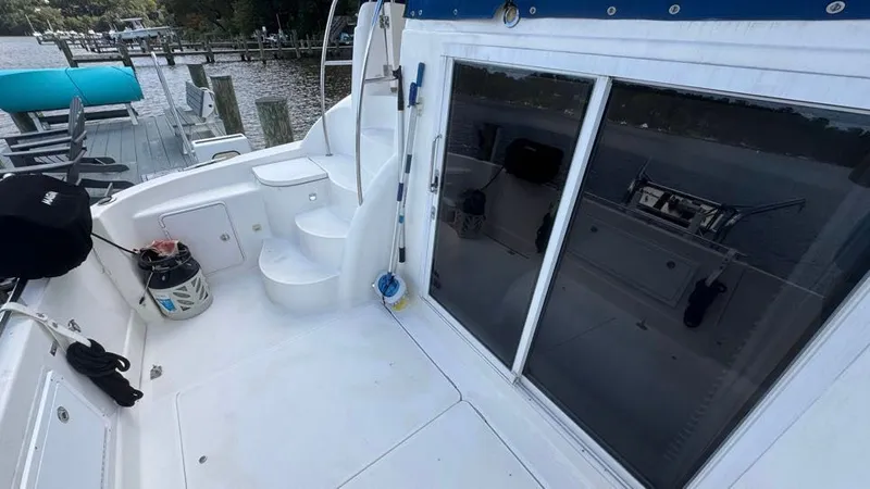 Jolly Roger Too Yacht Photos Pics 2004 Meridian 459 Aft Platform