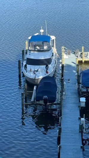 Jolly Roger Too Yacht Photos Pics 2004 Meridian 459