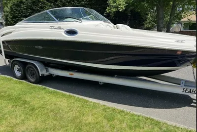 Sea Ray 270 Sundeck