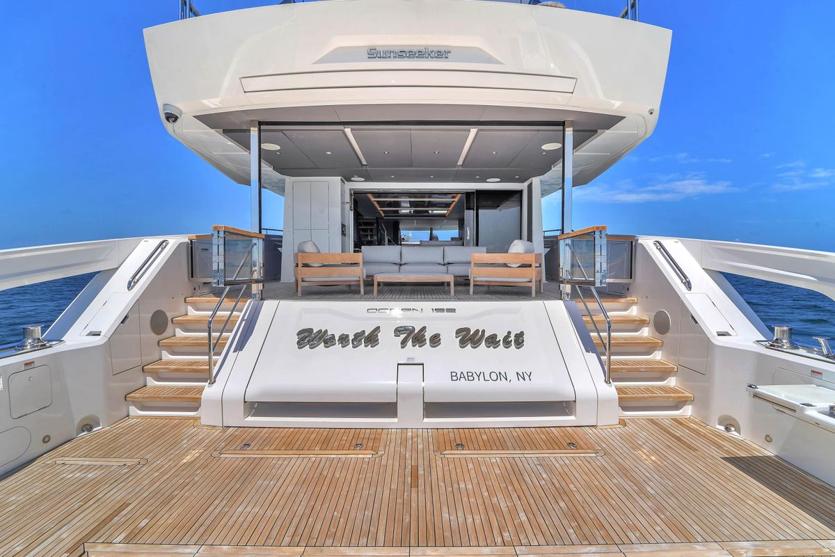 2024 Sunseeker 88 