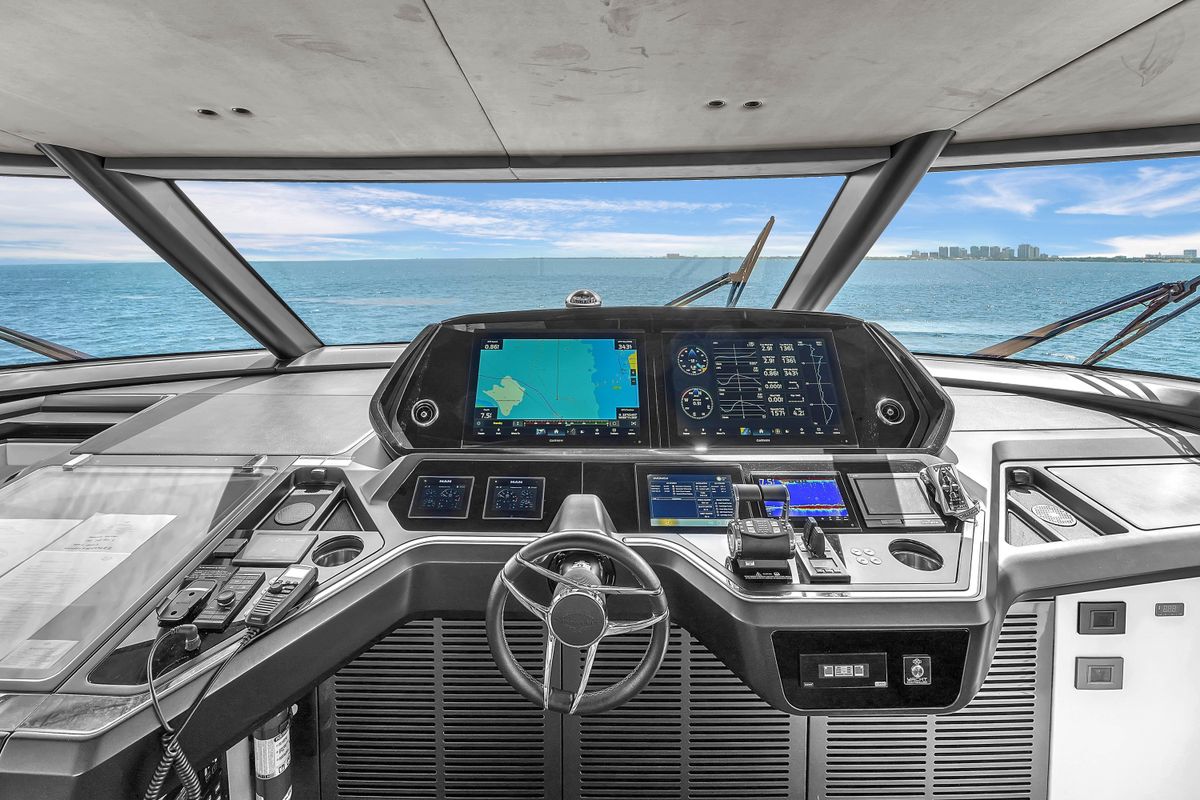 2024 Sunseeker 88 