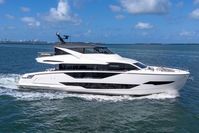 Yacht