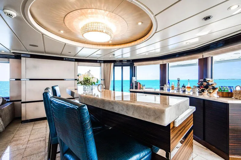 Nita K II Yacht Photos Pics 