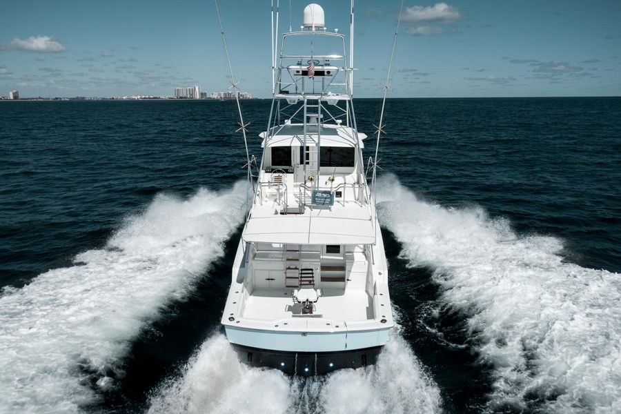 1995 Hatteras Enclosed Bridge