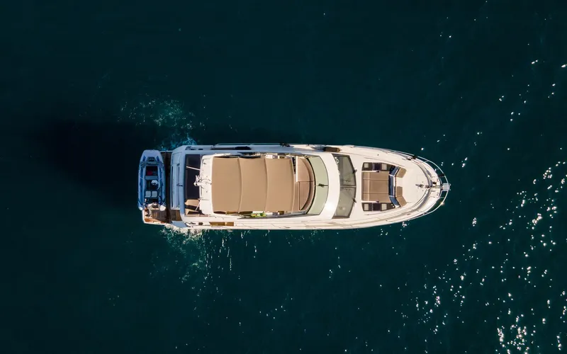 Knightlife Yacht Photos Pics 