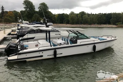 2020 Axopar 37 SUN TOP, BRABUS LINE