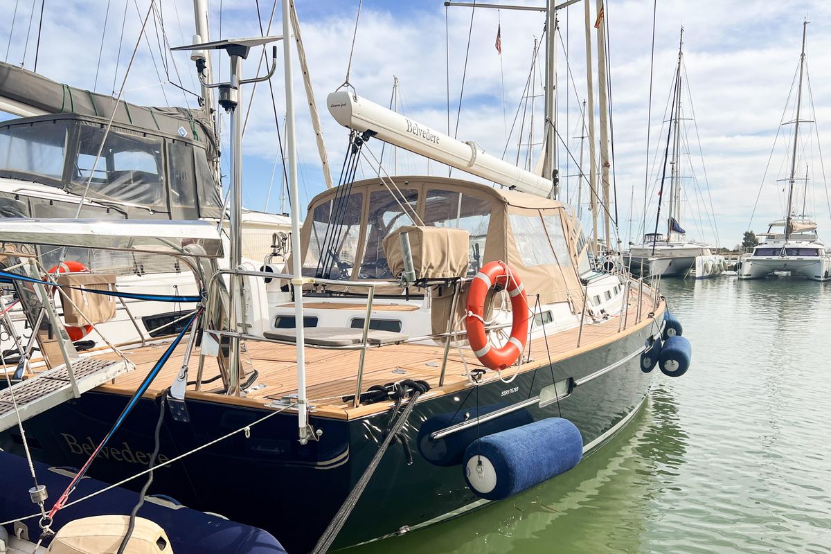 2004 Beneteau 57 