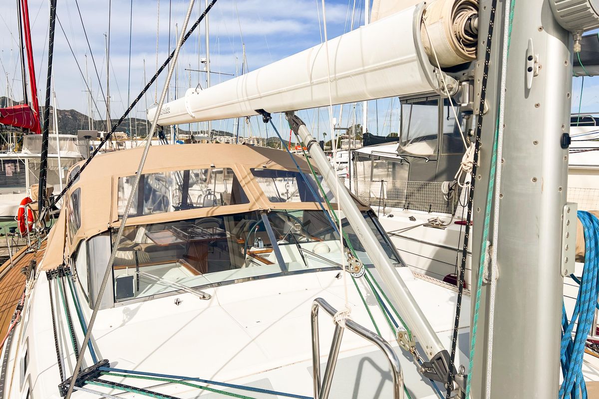 2004 Beneteau 57 