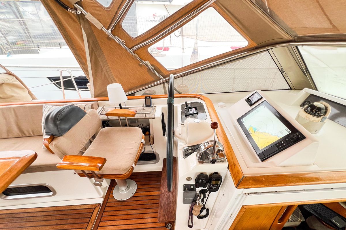 2004 Beneteau 57 