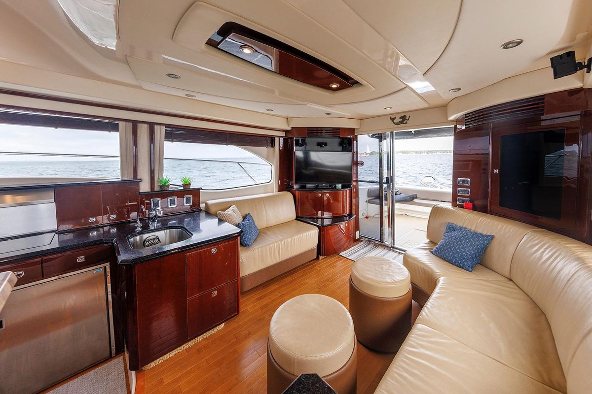 2010 Sea Ray 52 