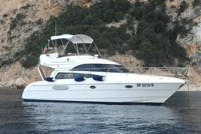 2000 Astondoa 39 Fly