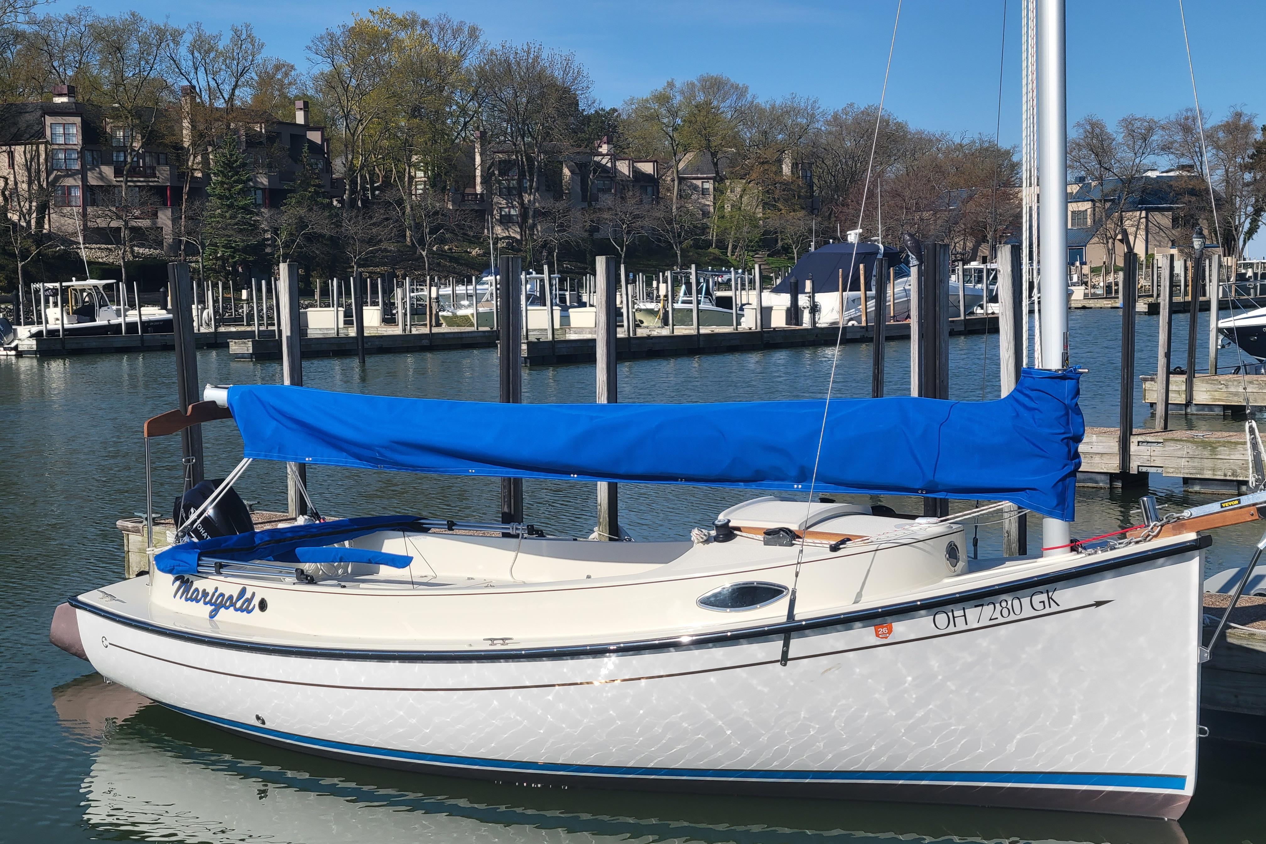 Com-Pac Horizon Day Cat