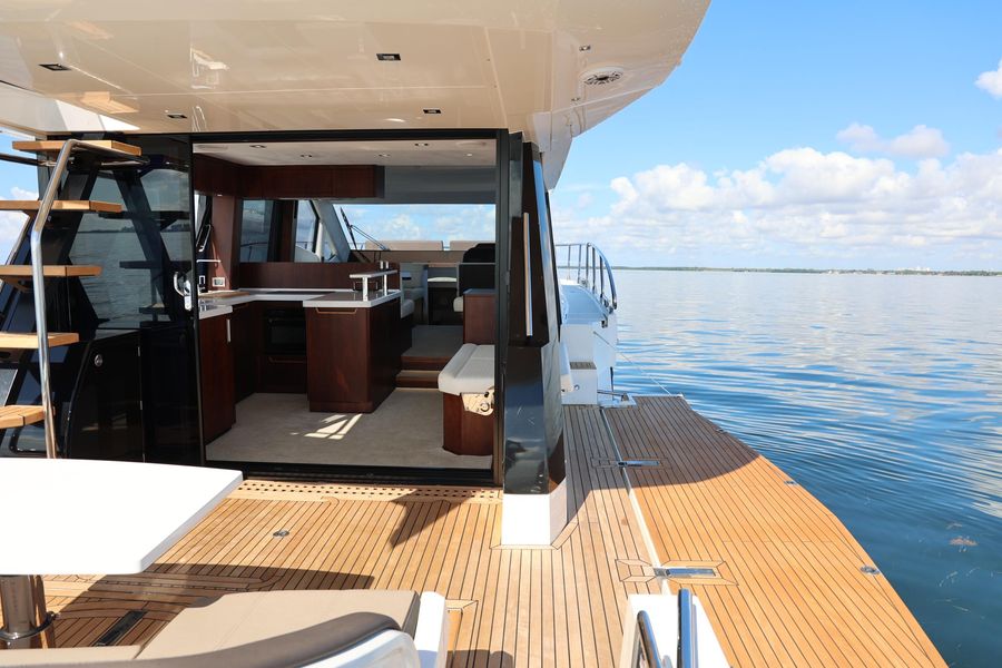 2021 Galeon 500 Fly