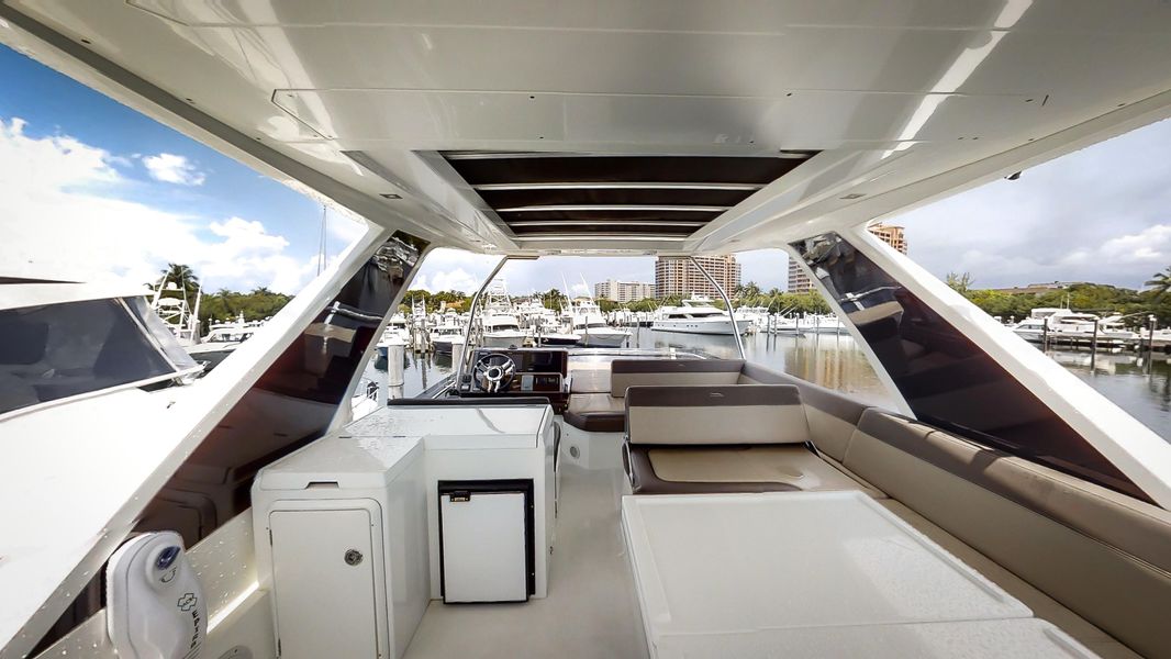 2021 Galeon 500 Fly