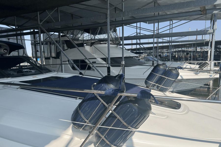 2005 Sea Ray 390 Sundancer