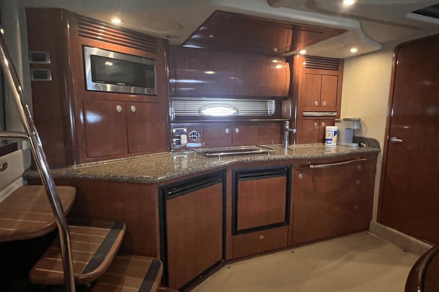 2005 Sea Ray 390 Sundancer