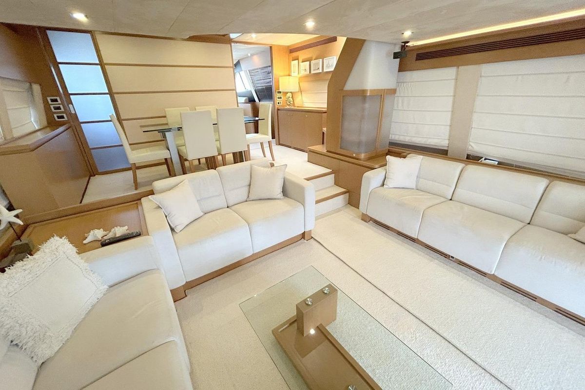 2006 Ferretti Yachts 78 