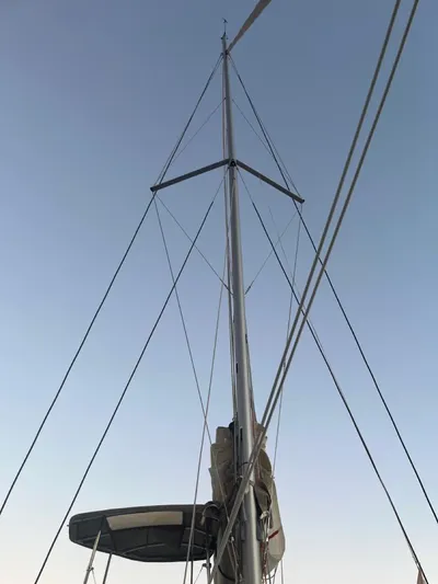  Yacht Photos Pics Sailboat mast of a 2019 Bali 4.3 against a clear blue sky.