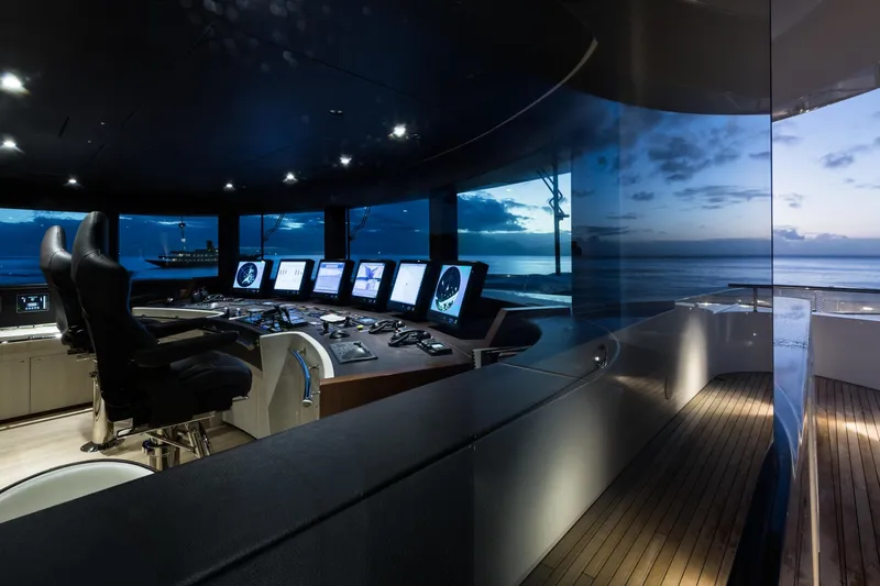 Laurentia Yacht Photos Pics Luxurious 2017 Heesen Fast Displacement Motor Yacht bridge with panoramic ocean view.