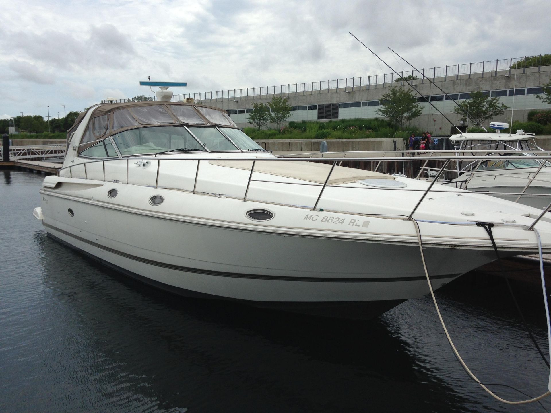 1998 Cruisers Yachts 4270 Express - Weber Yachts