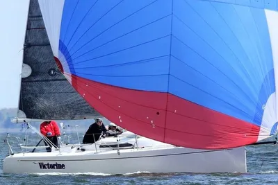 Columbia 32