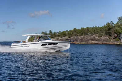 Quarken 35 Sport Tourer