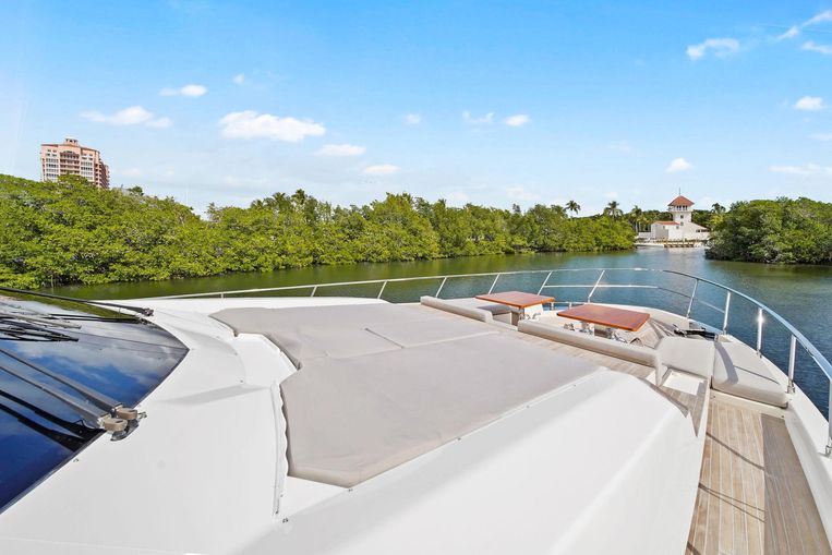 2018-92-ferretti-yachts-920-ferretti