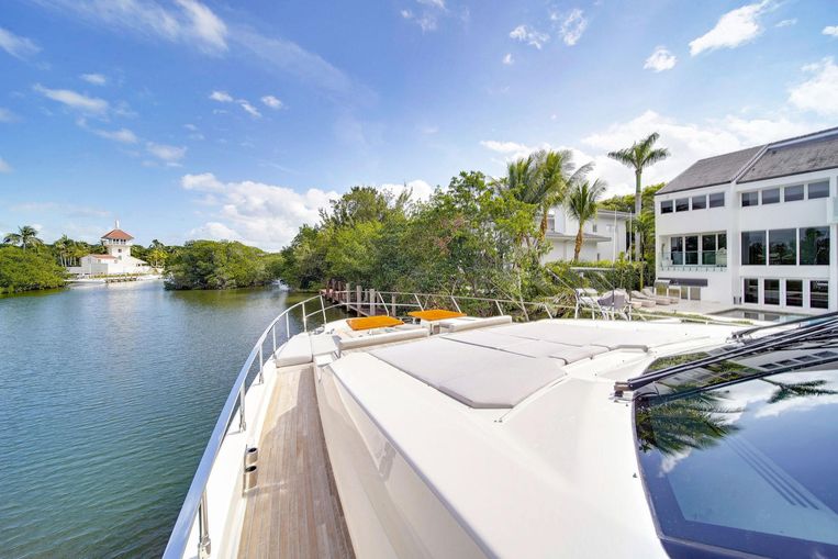 2018-92-ferretti-yachts-920-ferretti