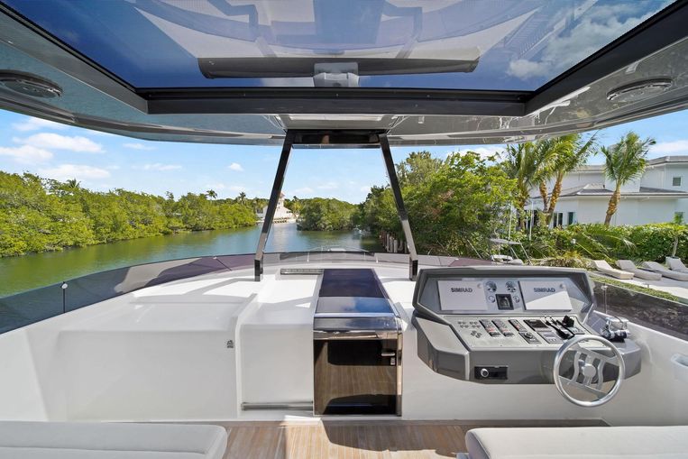 2018-92-ferretti-yachts-920-ferretti
