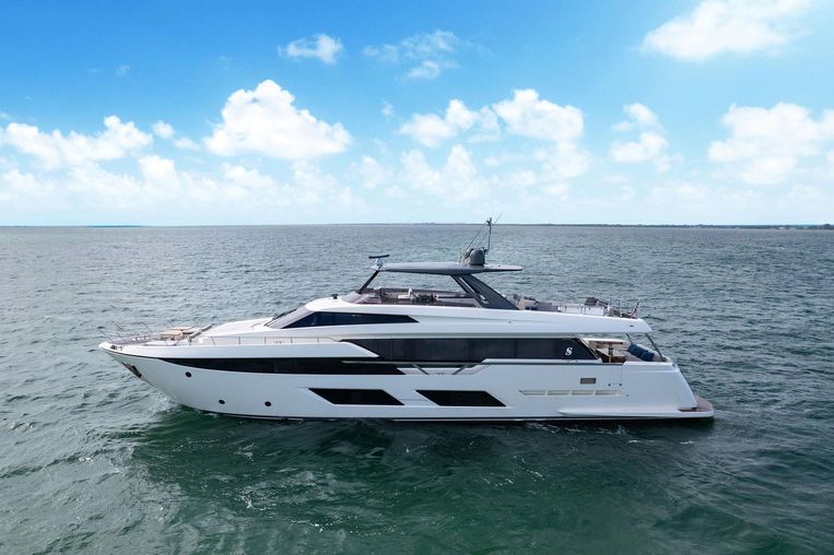 2018-92-ferretti-yachts-920-ferretti