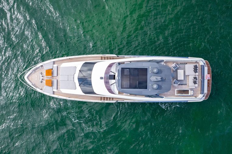 2018-92-ferretti-yachts-920-ferretti