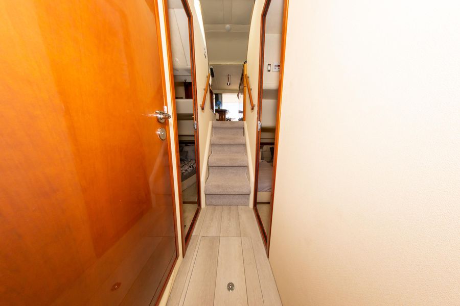 2007 Fairline 50