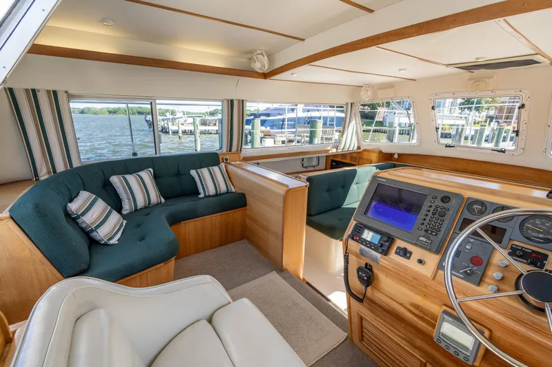 Mary Pride Yacht Photos Pics 