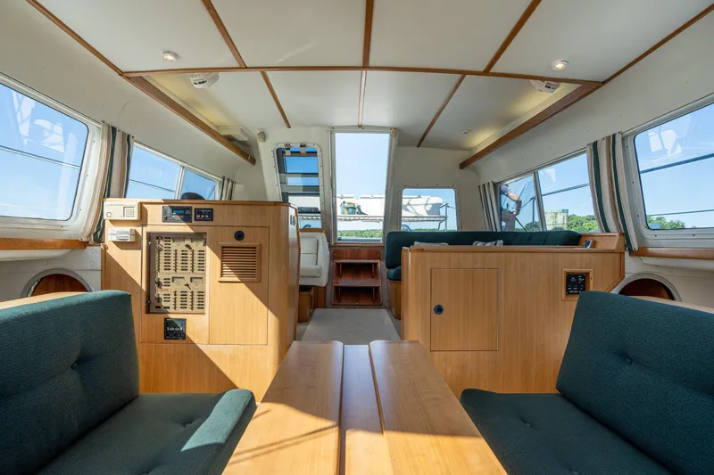 Mary Pride Yacht Photos Pics 