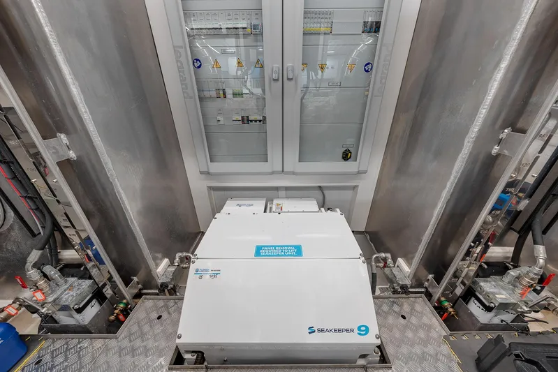 Ascendo Yacht Photos Pics 