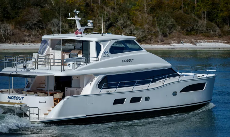 Hideout Yacht Photos Pics 