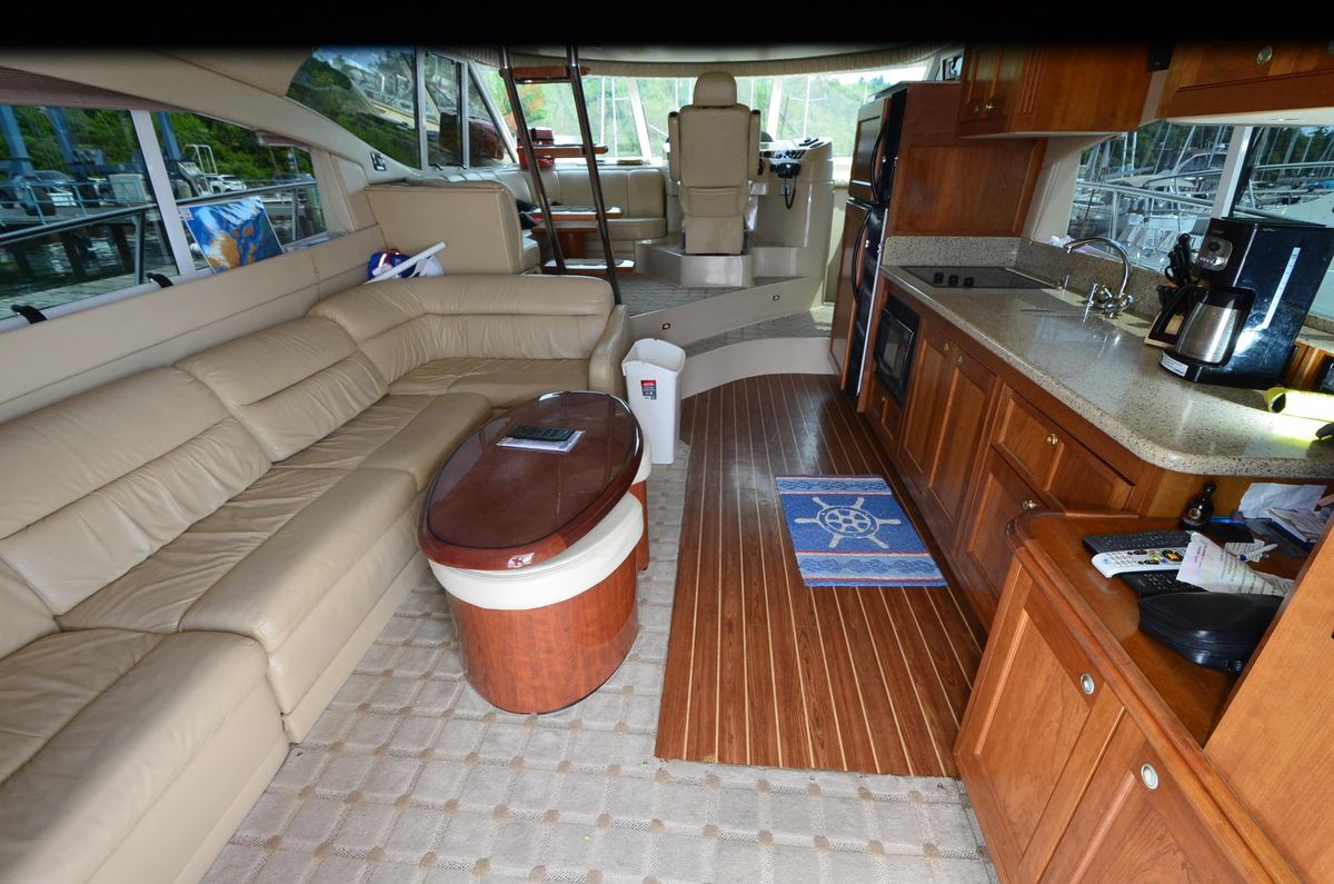 2003 Cruisers Yachts 50 