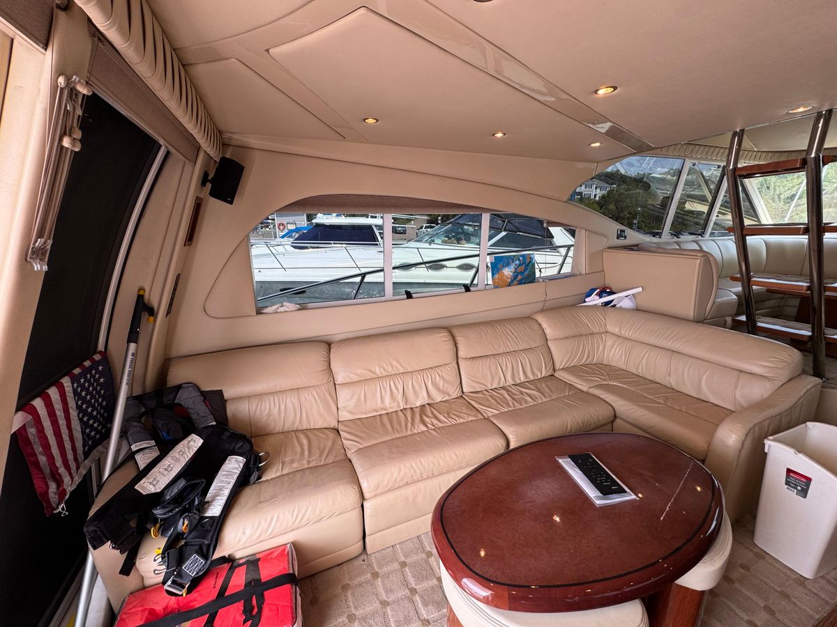 2003 Cruisers Yachts 50 