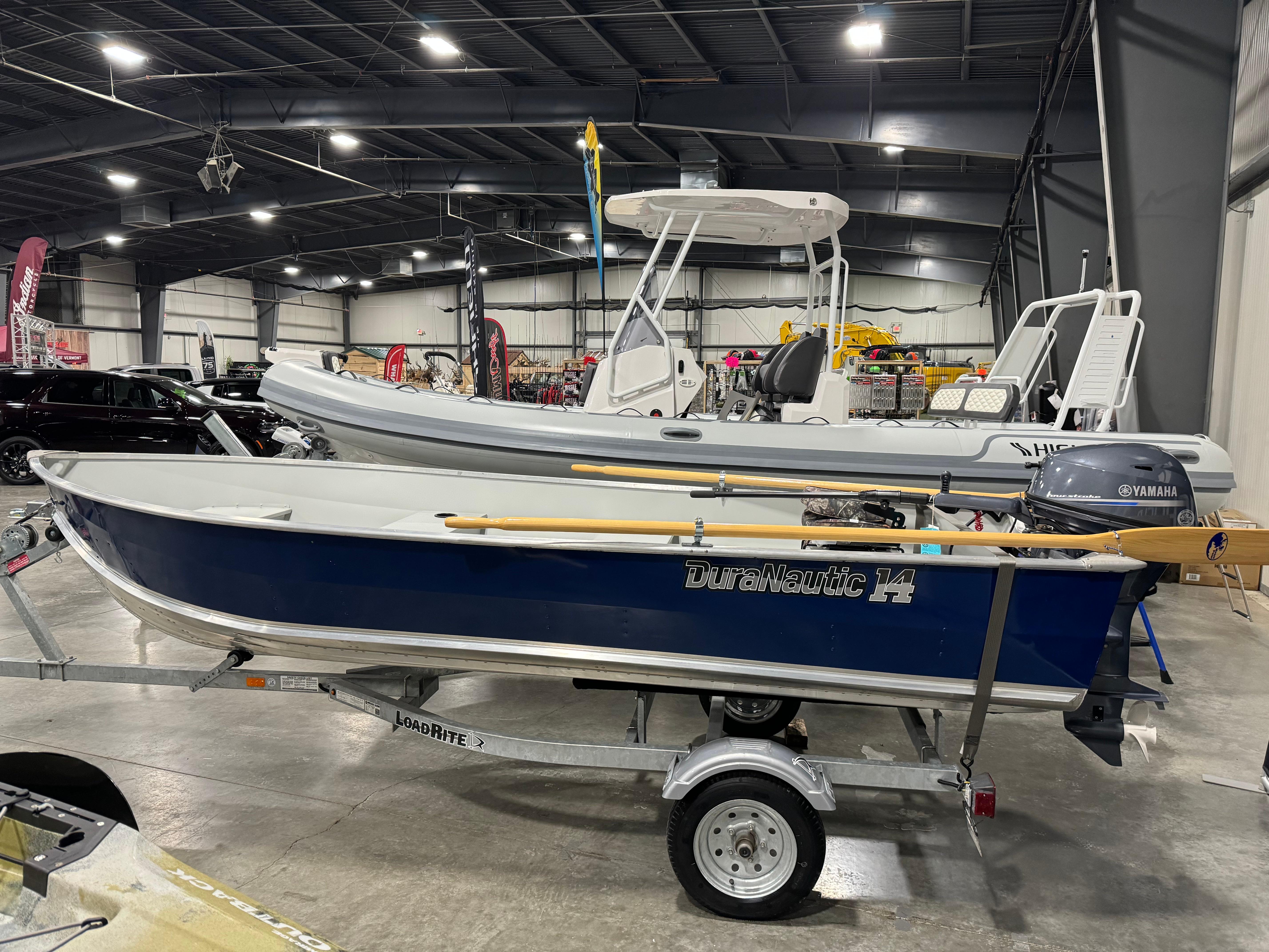Duranautic 14 ft Yamaha Package