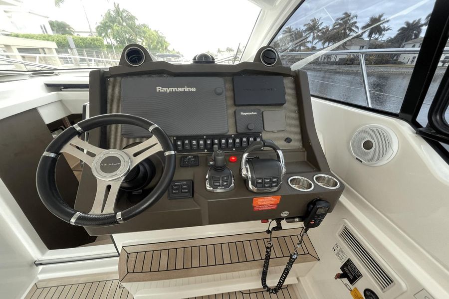 2018 Azimut Atlantis 43
