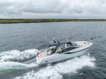 2021 Fairline F//Line 33