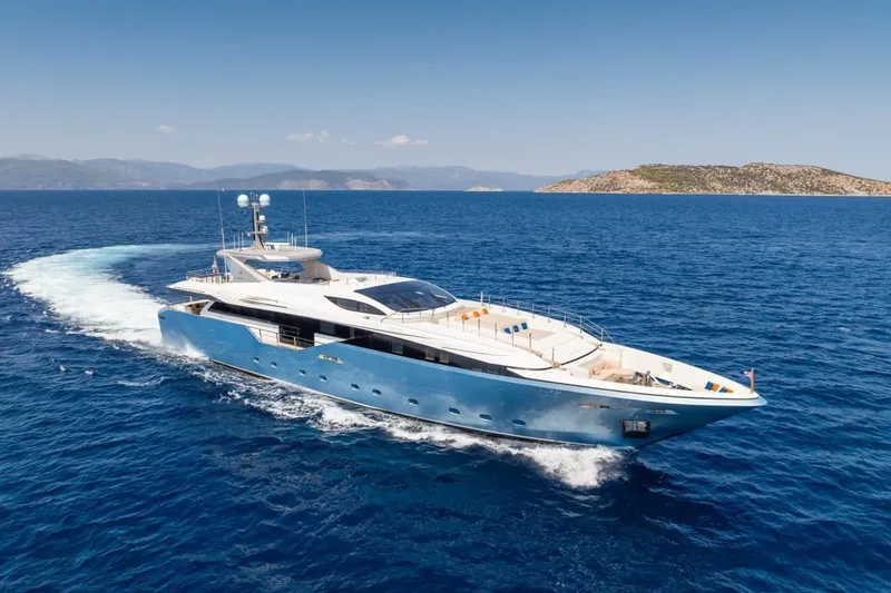 Zig Zag Ocean Yacht Photos Pics Luxurious 2014 Admiral 45 Meters yacht cruising in clear blue waters.
