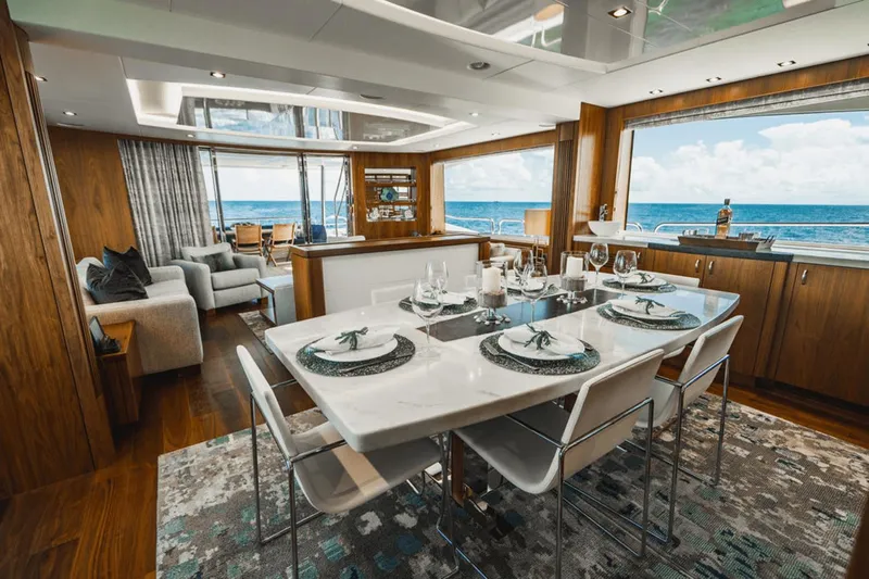 Gallivant Yacht Photos Pics 