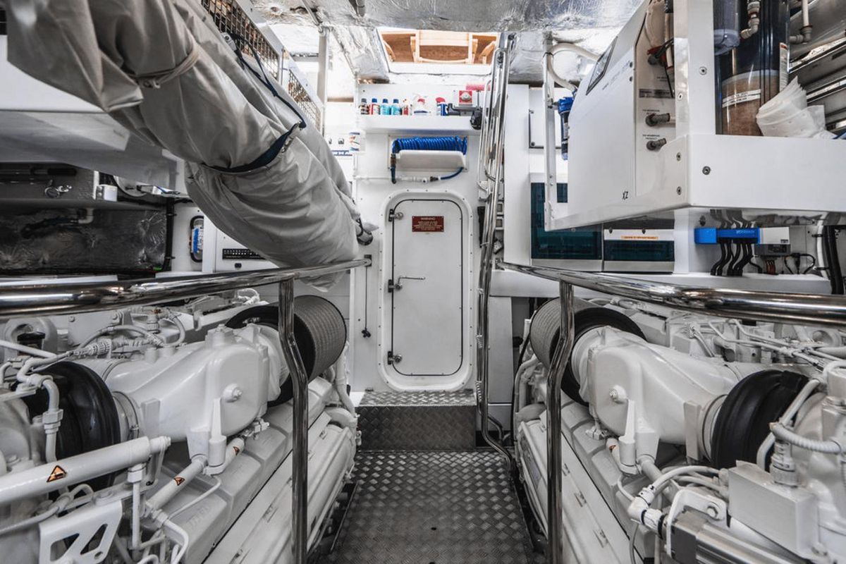 2019 Sunseeker 86 